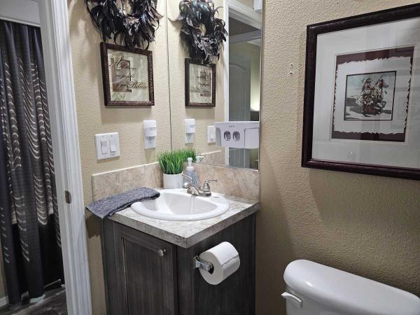 2018 Oak Creek YES Y91676 Mobile Home