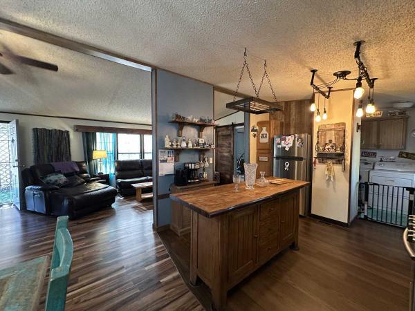 1988 CHAMPION Manufactured Home