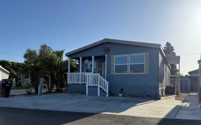 Photo 2 of 3 of home located at 304 Magpie Lane Fountain Valley, CA 92708