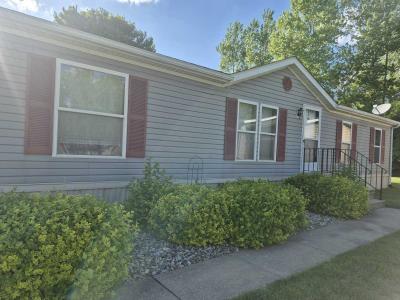 Mobile Home at 28 Pheasant Glen Collinsville, IL 62234