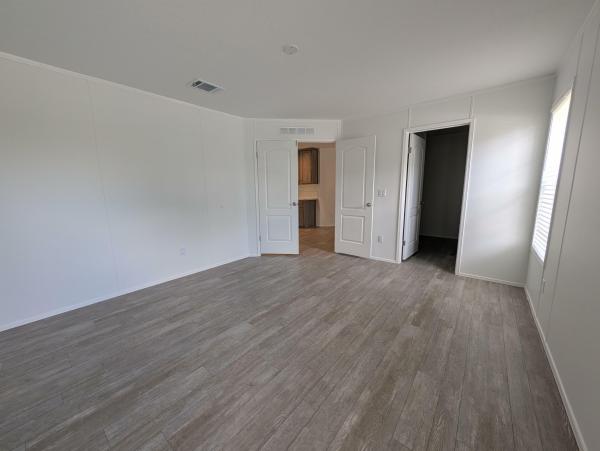 2026 Jacobsen Imperial LTD IMLT-45217B Mobile Home