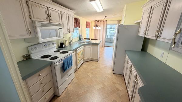 2002 SPRI SPRI Mobile Home