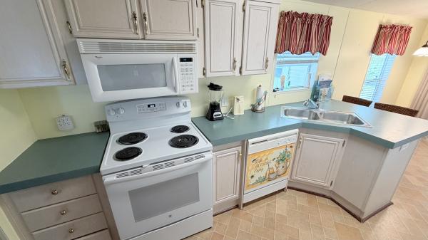 2002 SPRI SPRI Mobile Home