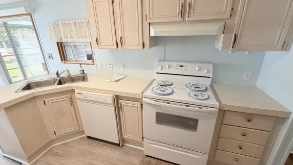 2002 SPRI SPRI Mobile Home
