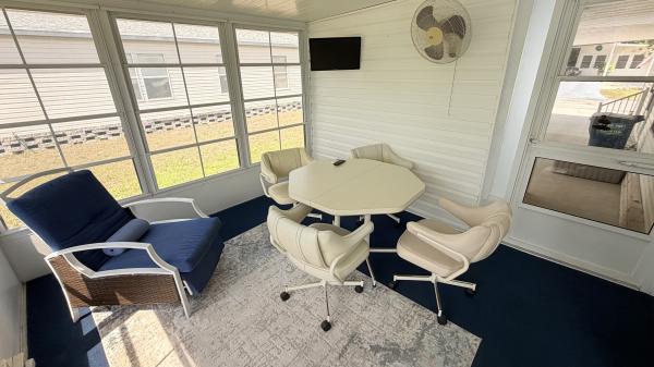 2002 SPRI SPRI Mobile Home