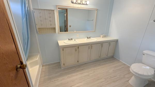 2002 SPRI SPRI Mobile Home