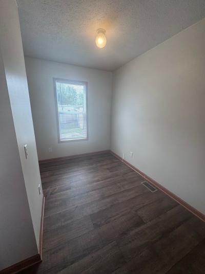Photo 4 of 8 of home located at 46303 Chadsworth Macomb, MI 48044