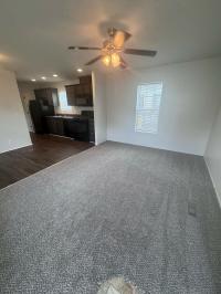 2017 Champion RA1670217 Mobile Home