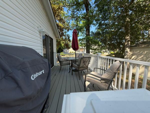 2004 Fleetwood 4443M Mobile Home