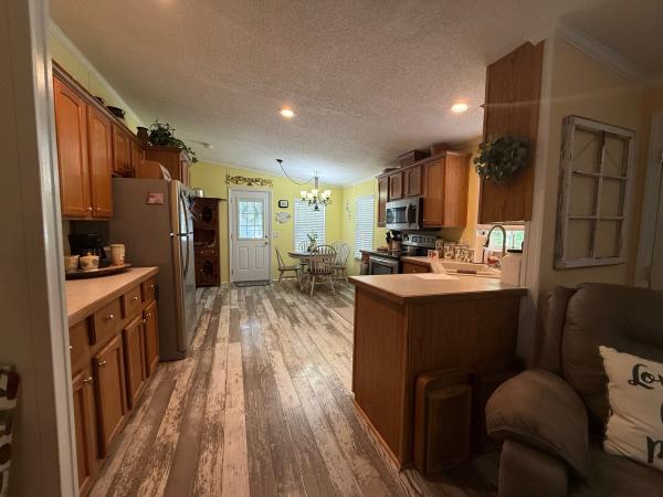 2004 Fleetwood 4443M Mobile Home
