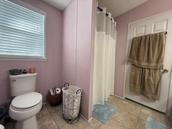 2004 Fleetwood 4443M Mobile Home