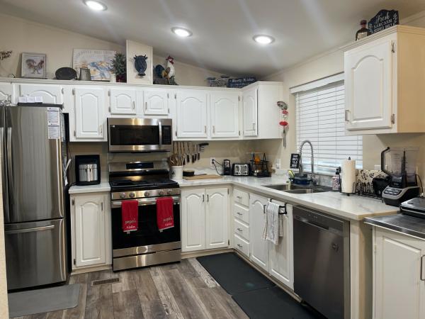 2002 FLEETWOOD HOMES CA INC 4563B 2002 Mobile Home