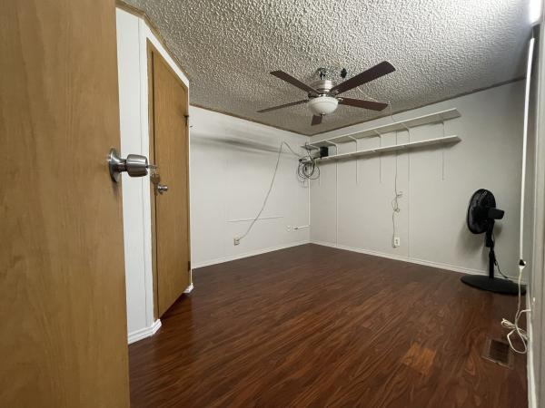 1984 Palm Harbor Palm Harbor Mobile Home