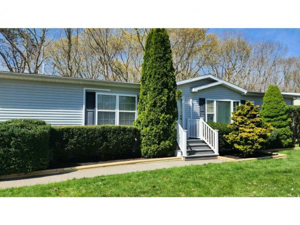 2005 Shamrock Manufactured Home