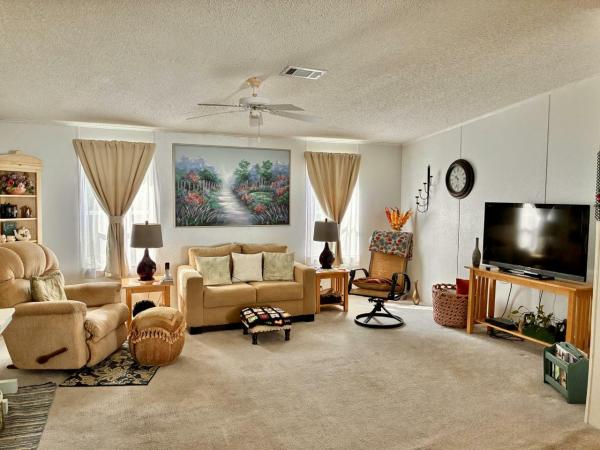 1998 Homes of Merit Manufactured Home