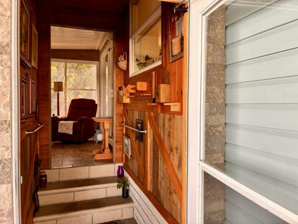 1998 Homes of Merit Manufactured Home