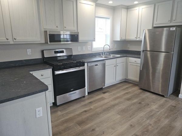 2025 Fairmont 430LE14662A Mobile Home