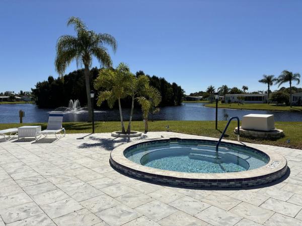 1998 Homes of Merit Manufactured Home