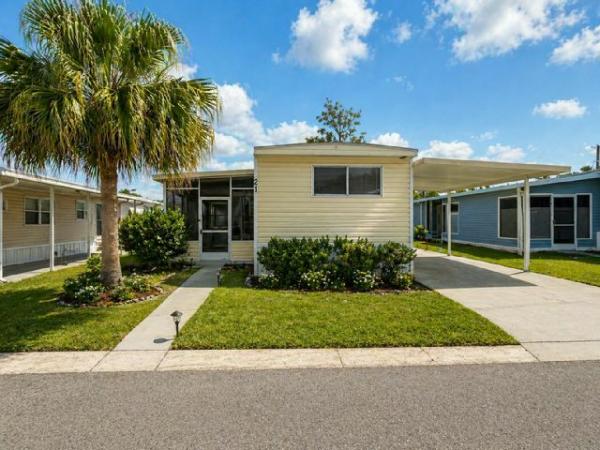 Photo 1 of 2 of home located at 2850 New Tampa Highway #21 Lakeland, FL 33815