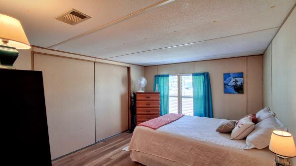 1990 Mobile Home