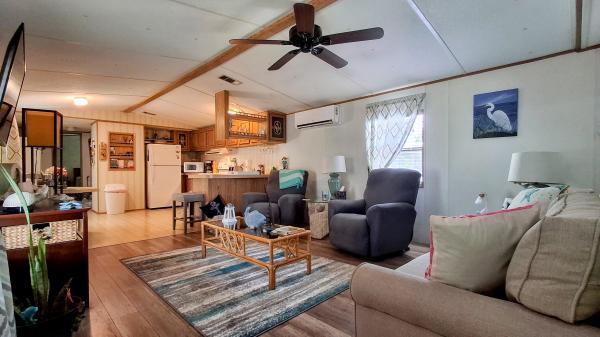1990 Mobile Home