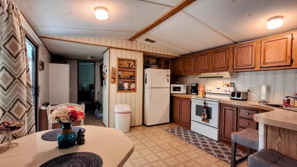 1990 Mobile Home