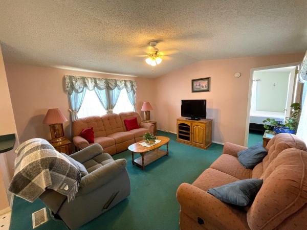 1997 Oxford 60-2-16 Mobile Home