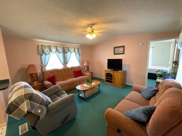 1997 Oxford 60-2-16 Mobile Home