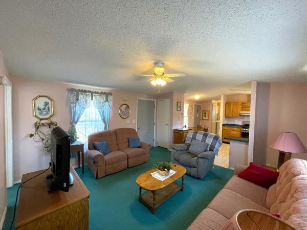 1997 Oxford 60-2-16 Mobile Home