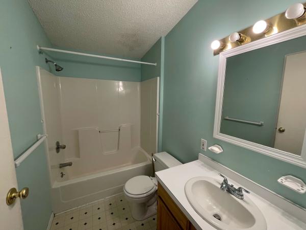 1997 Oxford 60-2-16 Mobile Home