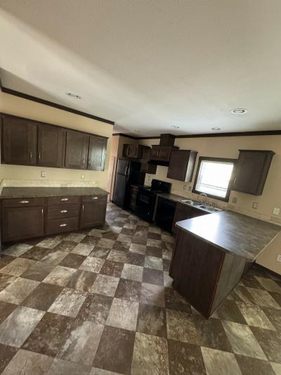 Photo 5 of 11 of home located at 7460 Kitty Hawk Rd. Site 431 Converse, TX 78109