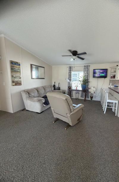 Photo 2 of 6 of home located at 1957 White Oak Lane Ypsilanti, MI 48198