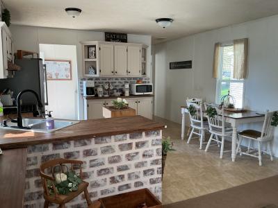Photo 4 of 7 of home located at 62430 Locust Rd Lot 128 South Bend, IN 46614