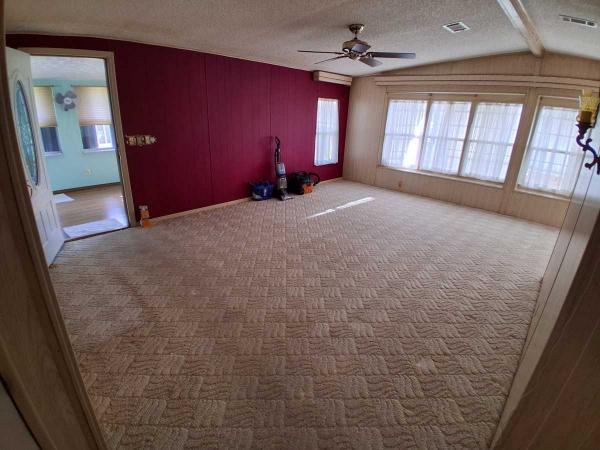 1986 Manufactured Home