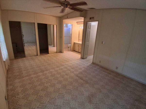 1986 Manufactured Home