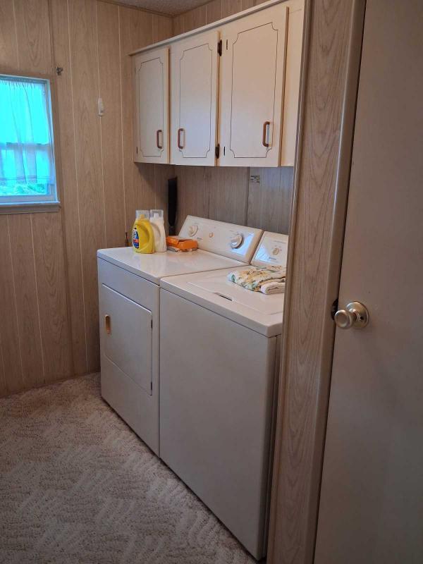 1986 Manufactured Home