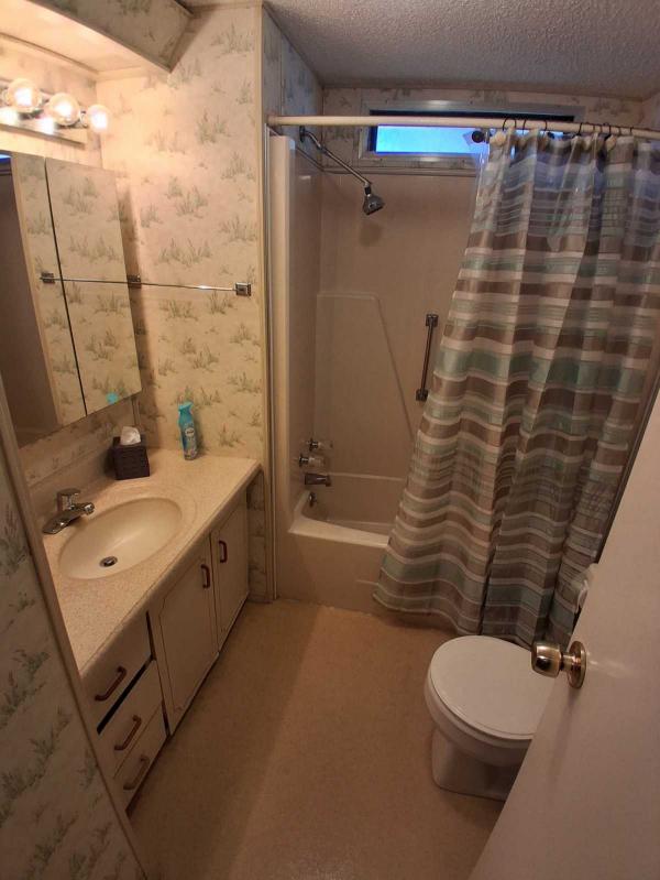 1986 Manufactured Home