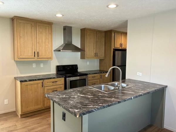 2022 30CEJ16663AH22  Home