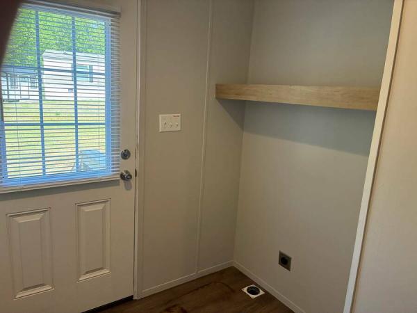 2022 30CEJ16663AH22  Home