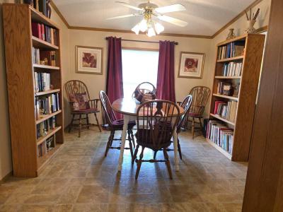 Photo 5 of 17 of home located at 109 Catawba Court Elyria, OH 44035