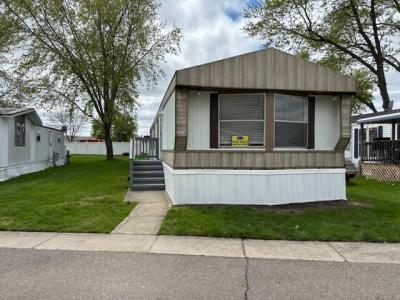 Mobile Home at 43273 Bordeaux Ave, #697 Sterling Heights, MI 48314