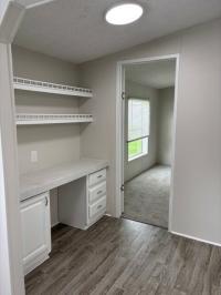 1991 Fairmont Manufactured Home