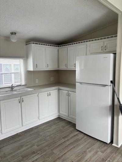 Photo 3 of 10 of home located at 43273 Bordeaux Ave, #697 Sterling Heights, MI 48314