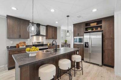 Champion Homes RM2864A Mobile Home Floor Plan