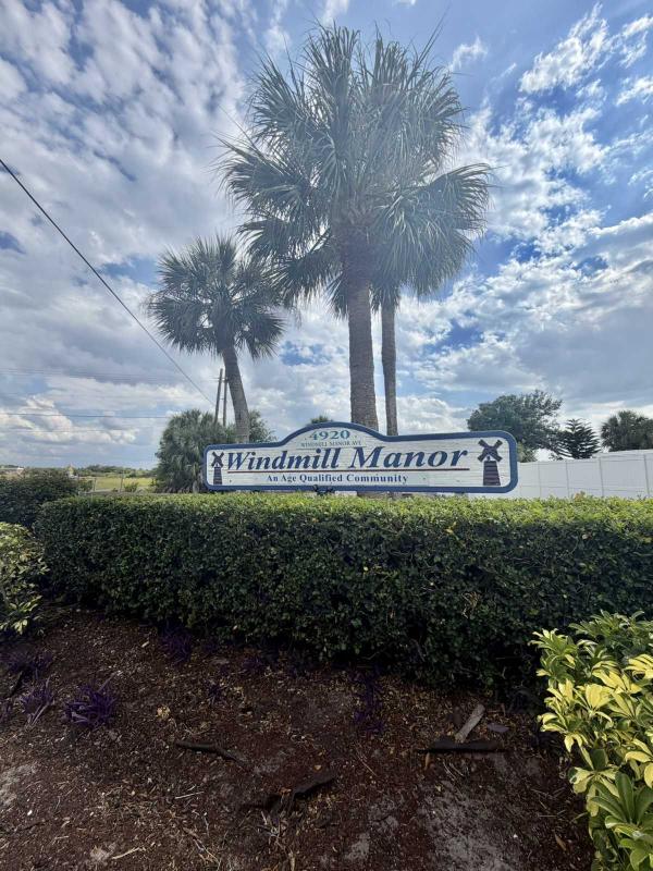 2005 Palm Harbor Manufactured Home