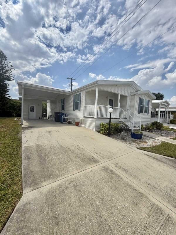 2005 Palm Harbor Manufactured Home