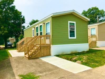 Photo 5 of 15 of home located at 8001 Hamilton Ave Lot #104 Cincinnati, OH 45231