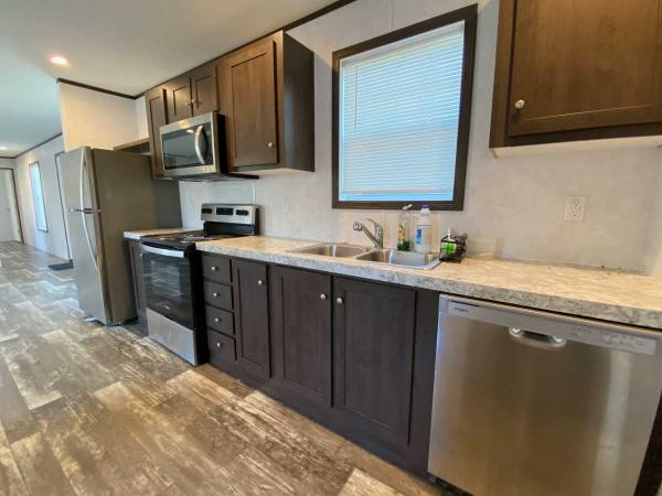 2025 Champion RASF35225 Manufactured Home