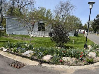 Photo 2 of 15 of home located at 1 Nicole Dr Rochester Hills, MI 48307