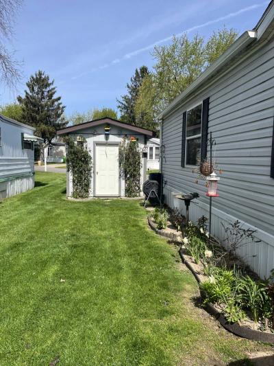 Photo 4 of 15 of home located at 1 Nicole Dr Rochester Hills, MI 48307